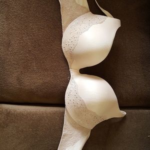 Victoria Secret Pushup Bra 36C